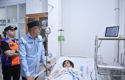 Wali Kota Sukabumi Jenguk PMI Asal Sukabumi yang Sempat Tertahan di China