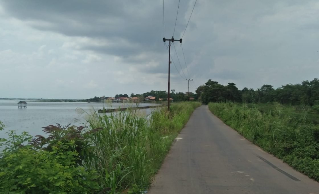 Warga Berharap Jalur Desa Pulau Layang – Tapus Dipasangi PJU