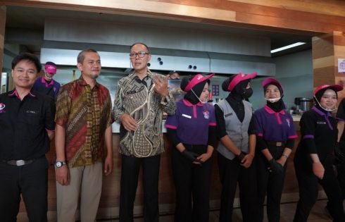 Wizzmie Toserba Selamat, Mendapat Apresiasi Walikota Sukabumi Sebagai WP Teladan