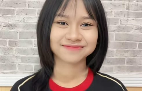 Dede April, Pelajar Yang Mengagumkan