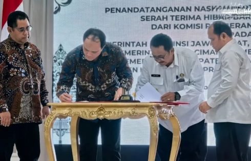 KPK RI Gelar Penandatanganan Naskah Perjanjian dan Serah Terima Hibah BMN