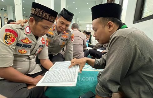 Ramadhan 1447 H Syahdu, Polres Metro Depok Mengaji, Raih Keberkahan Ilahi