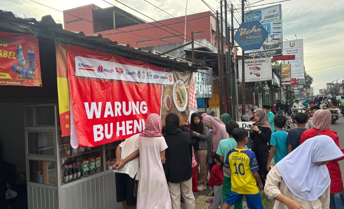 Warteg Gratis Alfamart, Hadir di 34 Kota, Libatkan 102 UMKM dan Bagikan 60.000 Paket Berbuka Puasa