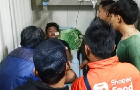 Diduga Geng Motor Bacok Driver Online Saat Mangkal di Station Kereta Kota Banjar