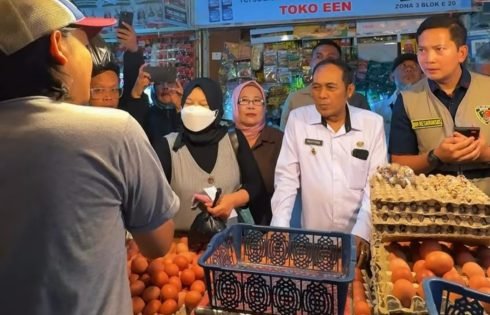 Satgas Pangan Temukan Pelanggaran HET di Pasar Atas Cimahi