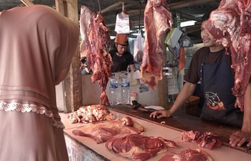 Harga Kebutuhan Pokok di Pasar Semi Modern Palabuhanratu Terpantau Stabil