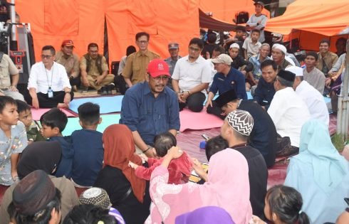 Bupati Sukabumi Buka Bersama Dengan Penyintas Bencana