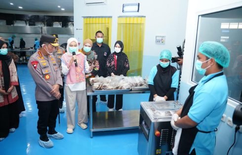 Kapolri Tinjau Program Gizi Polri di Sumsel Bersama Kapolda Sumsel, Sandi Nugroho