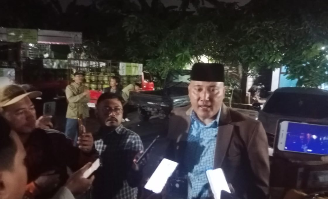 H. Hasbullah, Anggota DPRD Provinsi Jabar, Buka Puasa Bersama Dengan Relawan : Merajut Aspirasi, Membangun Negeri.