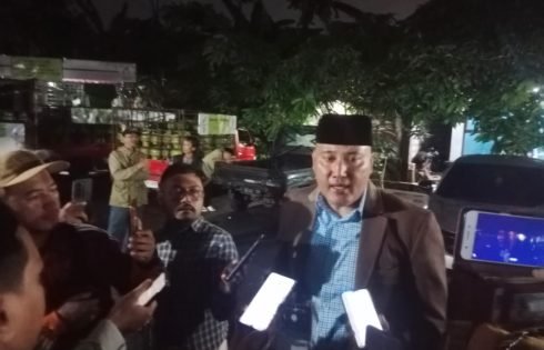 H. Hasbullah, Anggota DPRD Provinsi Jabar, Buka Puasa Bersama Dengan Relawan : Merajut Aspirasi, Membangun Negeri.