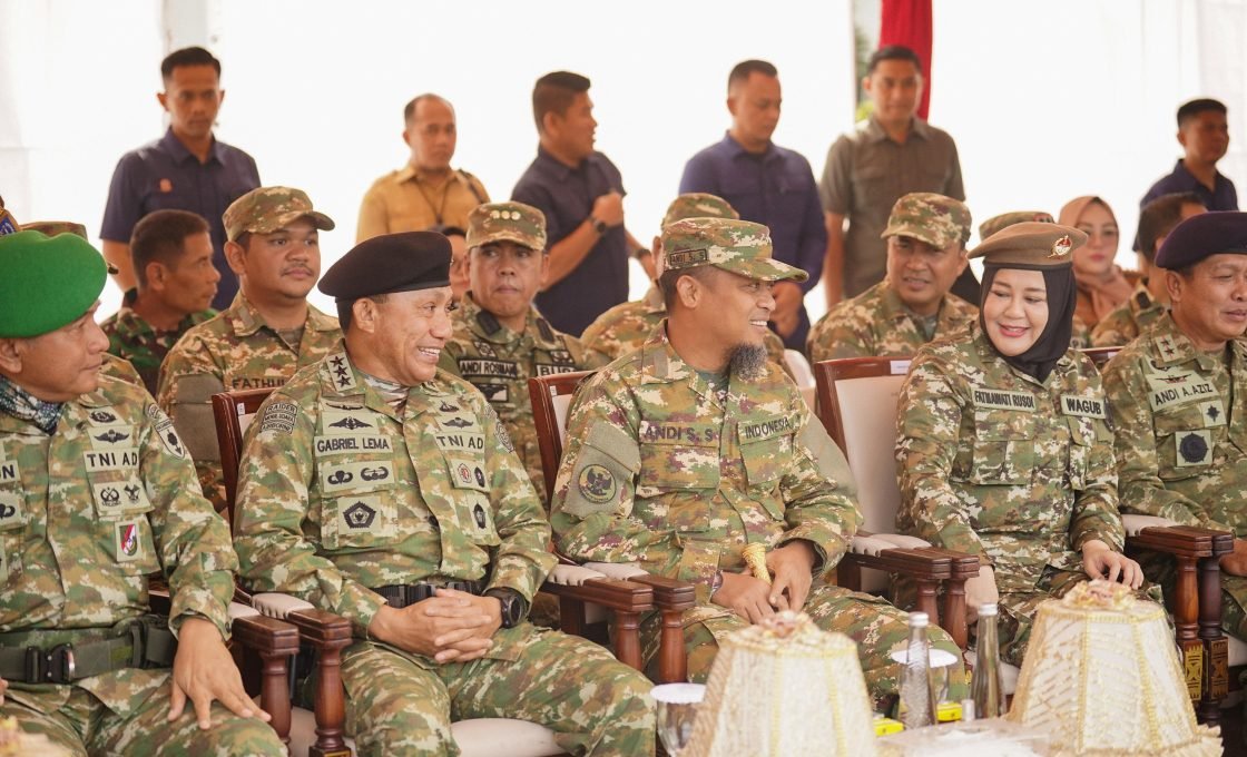 Bupati Bantaeng Hadiri Upacara Pembukaan Latsamil Komcad ASN dan Kepala Desa Provinsi Sulawesi Selatan Tahun 2026