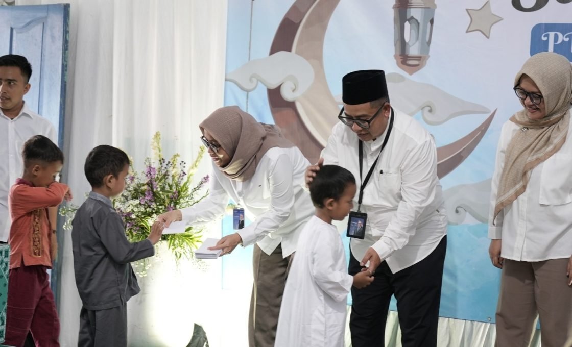 Berbagi Berkah di Bulan Ramadan, Jamkrindo Salurkan Bantuan Sosial di Tegal