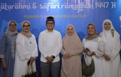 Pererat Silaturahmi, Dandim 0402/OKI Bersama Ketua Persit KCK Hadiri Safari Ramadhan Pemkab. Ogan Ilir