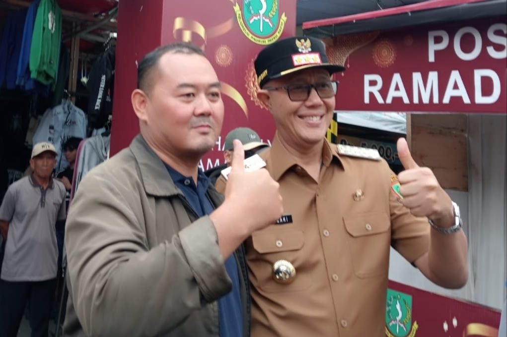 Ayep Zaki Tinjau Pasar Marema, Dorong Ekonomi Pedagang Selama Ramadan
