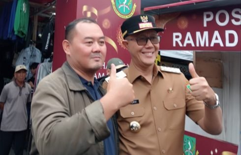 Ayep Zaki Tinjau Pasar Marema, Dorong Ekonomi Pedagang Selama Ramadan