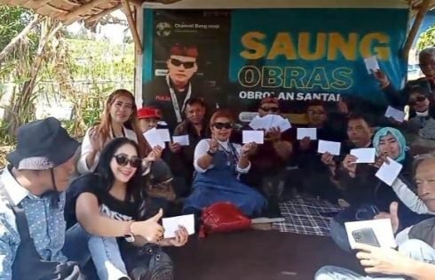 Ketua Pokja Wartawan KBB Berbagi Rezeki Dengan Pengurus dan Anggotanya