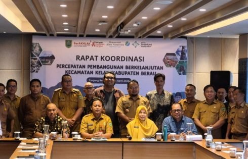 Sekda Berau Buka Rakor Percepatan Pembangunan Berkelanjutan Kecamatan Kelay