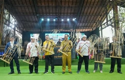 Wagub Jabar Dorong Pariwisata Berkelanjutan untuk Jaga Alam dan Budaya