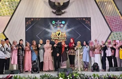 TP PKK Provinsi Jawa Barat Lomba Padus “Puspa Swara Wanoja Sunda” Wilayah IV di Kabupaten Garut