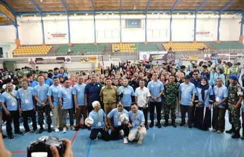Buka Kejurda Voli U-18 se-Jawa Barat, Bupati Garut Dorong Sport Tourism dan Perlindungan Atlet melalui BPJS