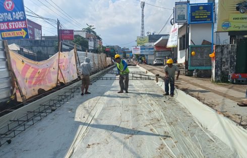 Perbaikan Jalan Gudang Dikebut, Pelaksana Janji Gangguan ke Pedagang Ditekan