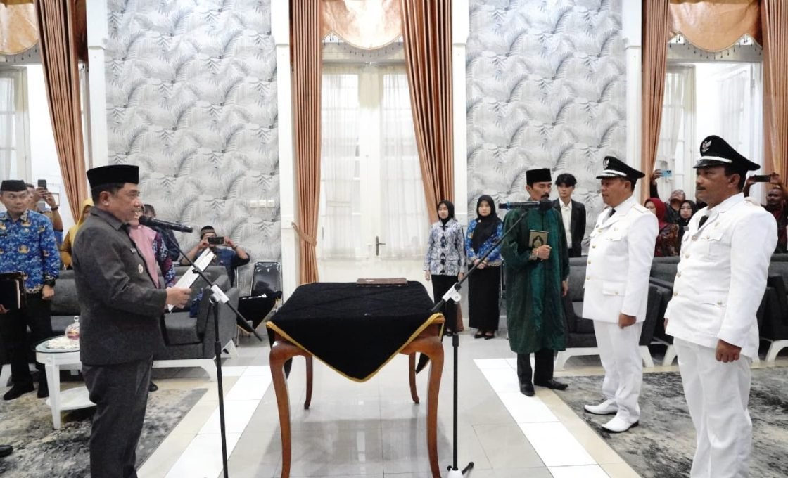 Dua Kepala Desa PAW Dilantik Bupati Garut