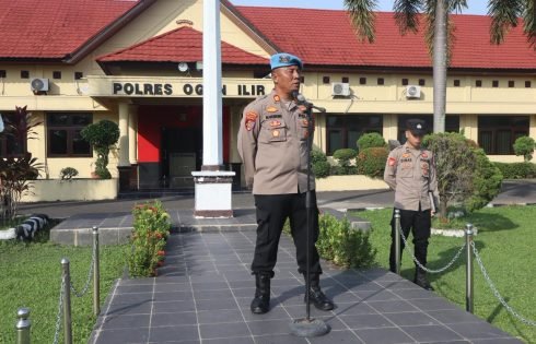 Kasie Propam Polres Ogan Ilir Pimpin Apel Pagi, Tekankan Etika Bermedia Sosial Bagi Personel