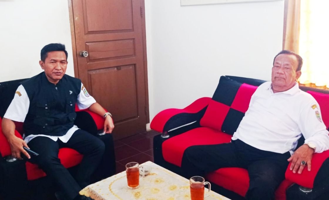 Akibat Jebolnya Sungai Cigawir, Dasmadi Kades Girimukti, “Jika Tidak Segera Diperbaiki 20 Hektar Sawah Akan Kekeringan”