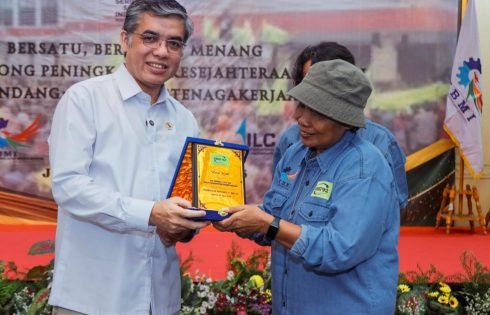 Menaker Ajak Serikat Pekerja Perkuat Kompetensi Hadapi Transformasi Kerja