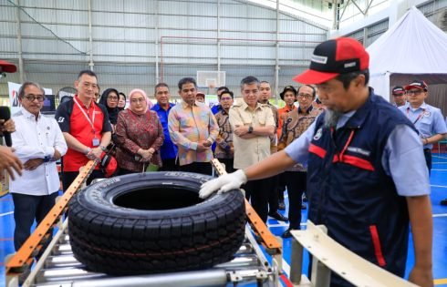 Menaker: Serikat Pekerja Bukan Lawan Perusahaan, Tapi Penjaga Hak Pekerja