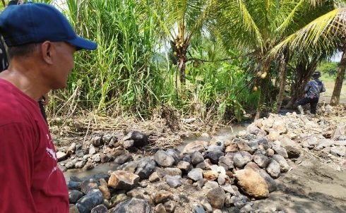 Dam Jebol Akibat Banjir, Kelompok Tani Sinar Jaya 3 Petani Desak Percepatan Pemasangan Bronjong