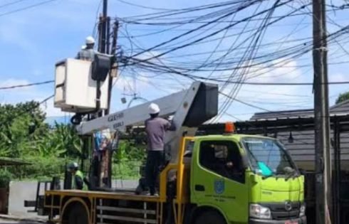 Wujudkan Wajah Kota Depok Rapi, Dinas PUPR Tata Ulang Kabel Udara