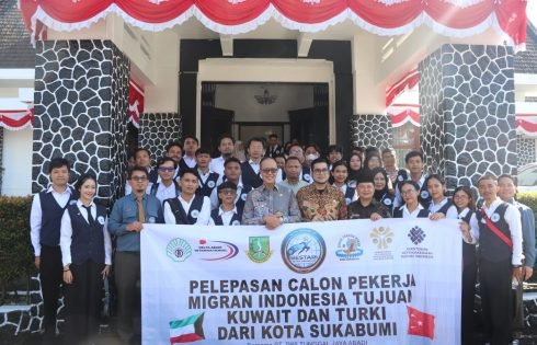 50 Calon Pekerja Migran Dilepas Wali Kota Sukabumi, Siap Bekerja ke Kuwait dan Turki