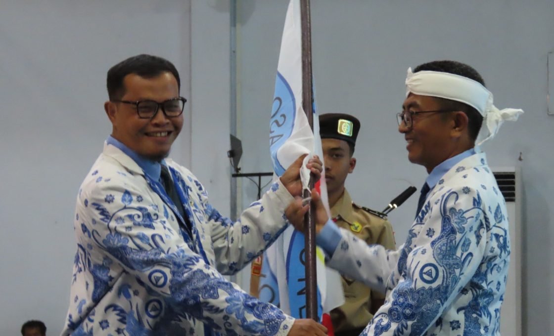 Wamendikdasmen Hadiri Pengukuhan Ketua DPC AKSI Majalengka