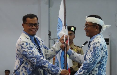 Wamendikdasmen Hadiri Pengukuhan Ketua DPC AKSI Majalengka