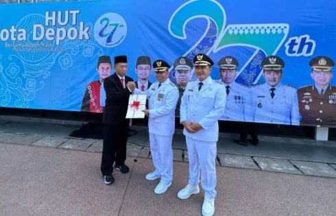 Kado Istimewa HUT ke-27 Kota Depok, BPN Serahkan 27 Sertifikat Aset untuk Perkuat Pembangunan Daerah
