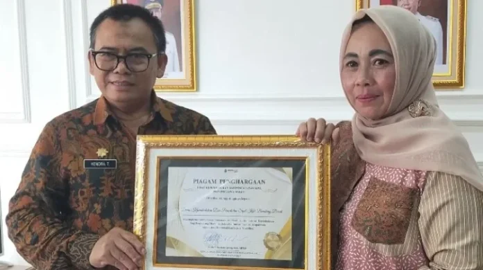 full_1776953633906261_947107b95f_berita_bandung