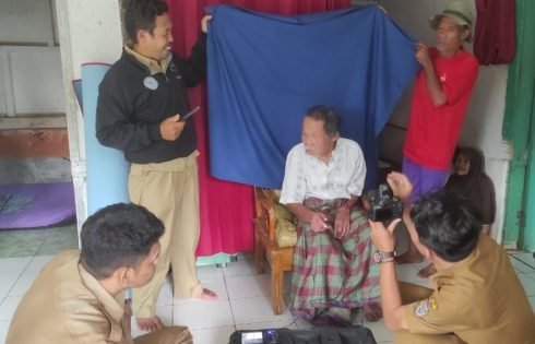 Melalui Program JEMPOL GADIS MANIS, Disdukcapil Kab. Ciamis Layani Adminduk Disabilitas