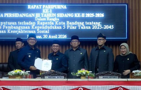 DPRD Kota Bandung Sahkan Dua Perda