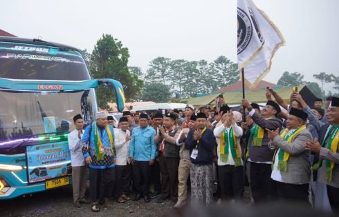 62 Jemaah Calon Haji Asal Kab. Sukabumi Diberangkatkan