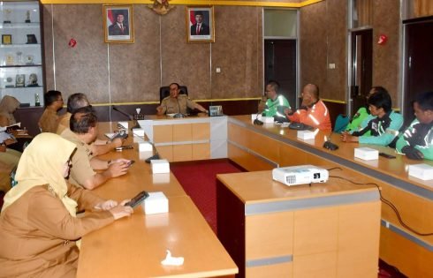 Sekda Kab. Sukabumi Sambut Baik Aspirasi Komunitas Driver Online Palabuhanratu