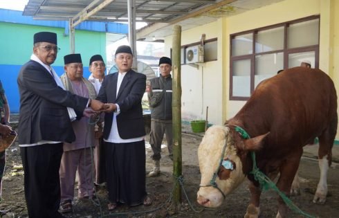 Pemkab. Sukabumi Salurkan 322 Ekor Hewan Kurban Pada Idul Adha 1447 H