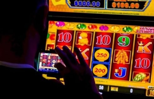 Bareskrim Gerebek Markas Judi Online Internasional di Jakarta, 321 WNA Ditangkap