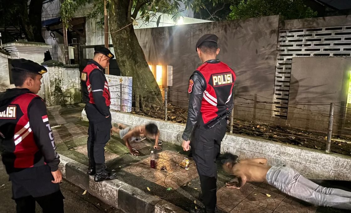 Konsumsi Miras di Kawasan Pendopo, Dua Remaja Diamankan Patroli Sat Samapta Polres Garut