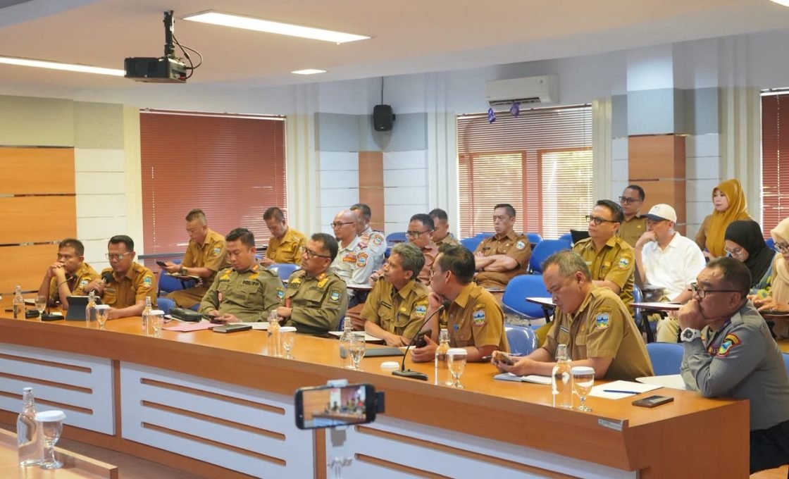 Pemkab Garut Akan Siapkan Ruang Representatif Bagi PKL di Area Jalan Pemda
