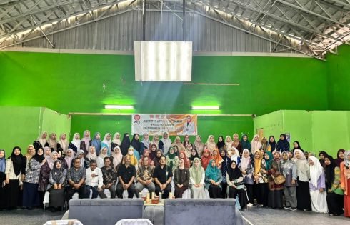 Minta Pemerintah Hadir, Guru PAUD Curhat Soal Kesejahteraan Saat Reses Eneng Kustini di Cilawu