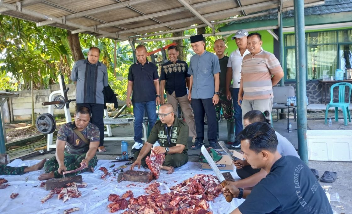 Kodim Depok Potong 6 Sapi dan 8 Kambing di Hari Kedua Idul Adha, Salurkan ke Anak Yatim dan Warga Sekitar