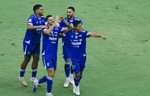 Persib Bandung Menang Tipis 1 – 0 Atas PSIM Yogyakarta