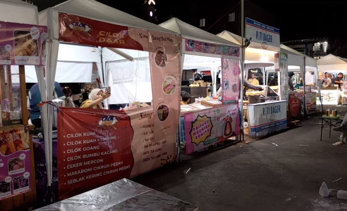 Pedagang Kuliner X Terminal Lama Menjerit ! Sewa Lapak Naik, Pembeli Sepi