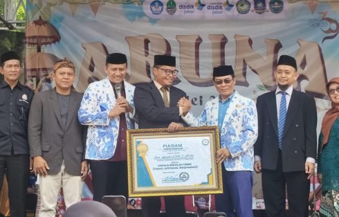 Imam Lubisasono Raih Penghargaan Nasional HIBER dari DPP AKSI